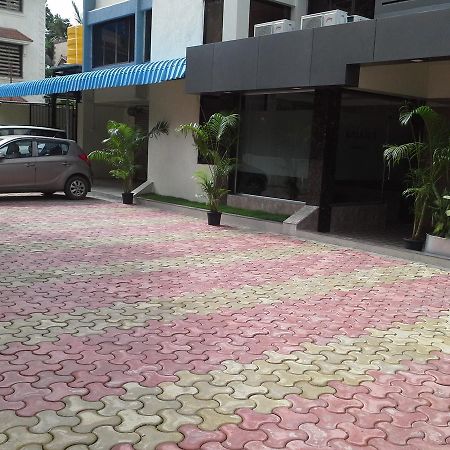 Galaxy Vaibhav Hotel Vasai Bagian luar foto